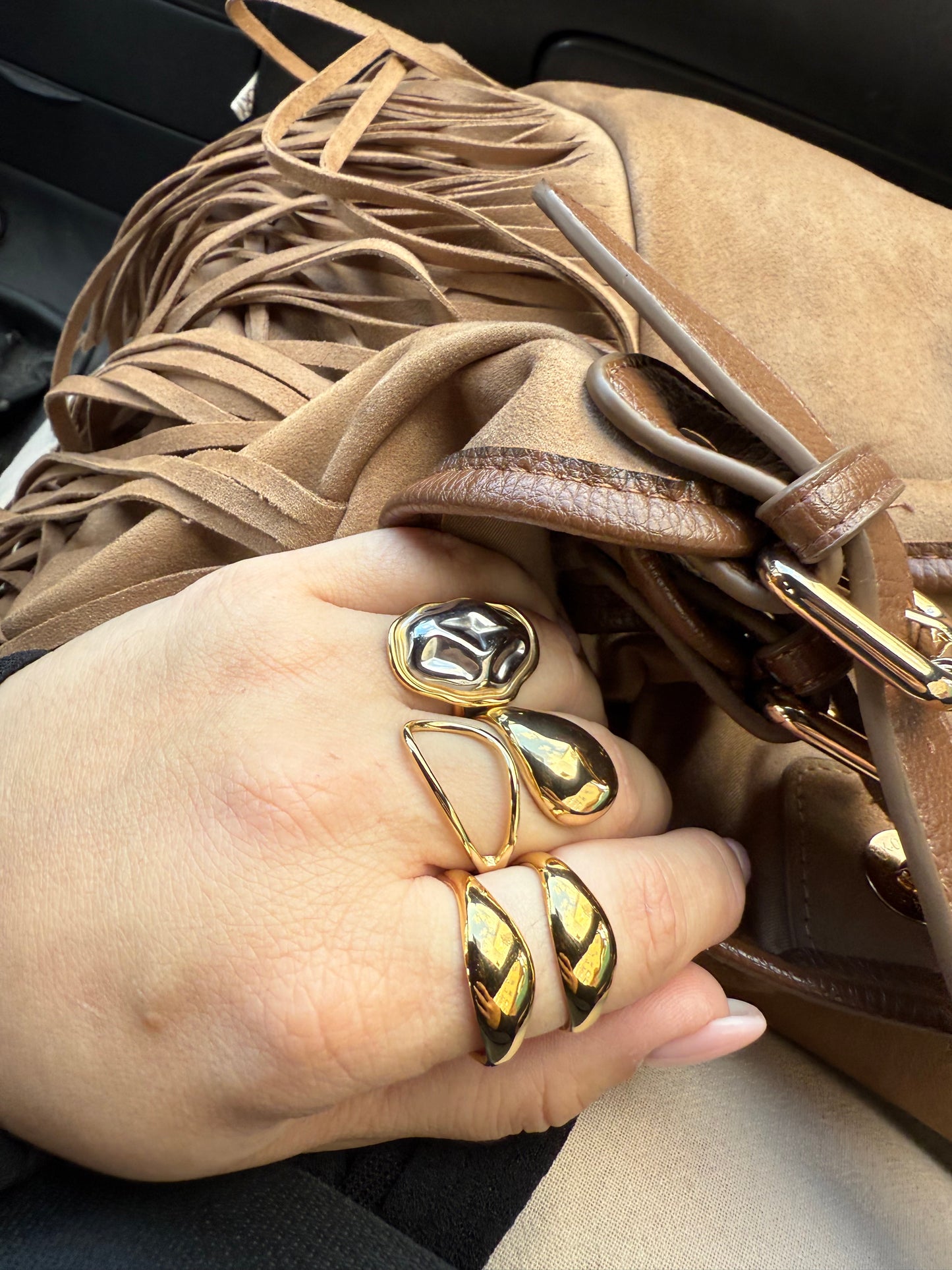 Anillo Max