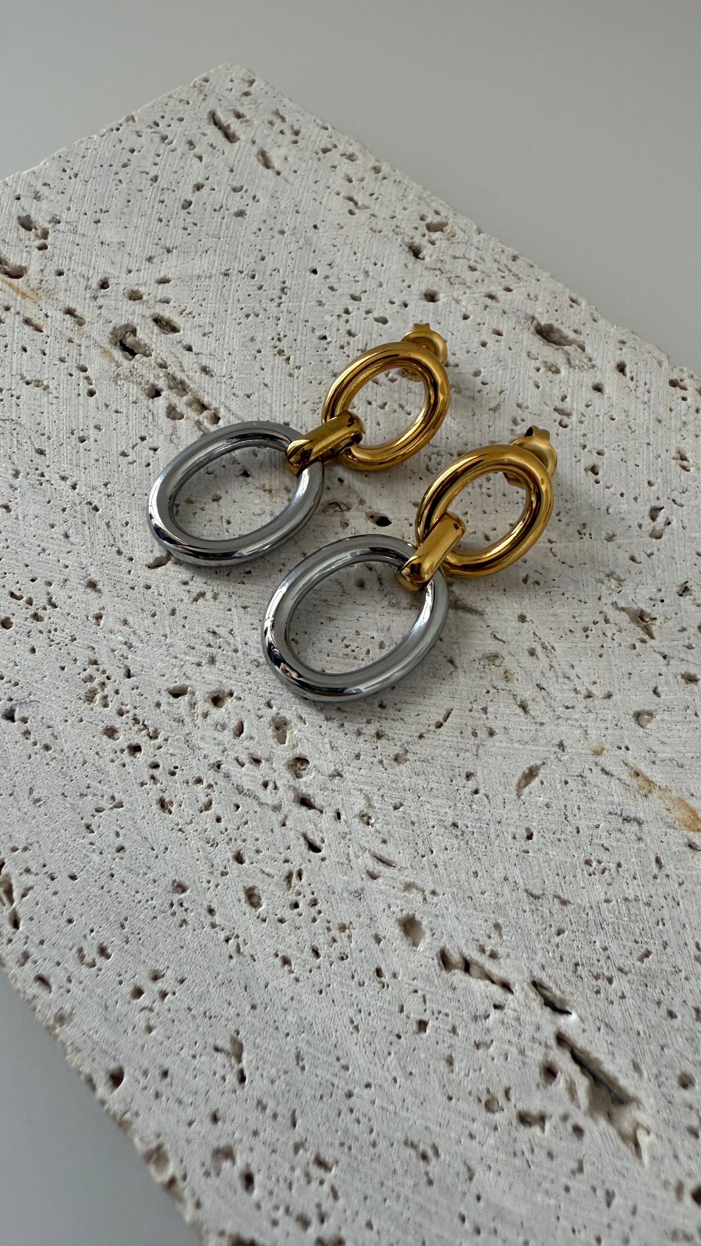 Pendientes Strom