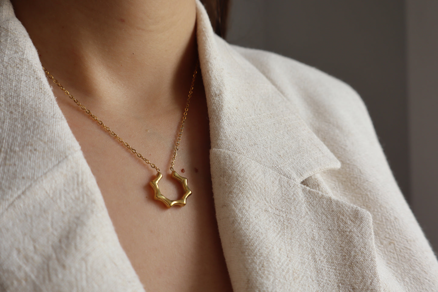 Collar Sunset