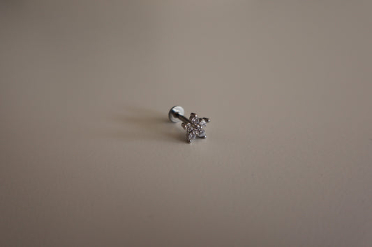Piercing Flor Ud.