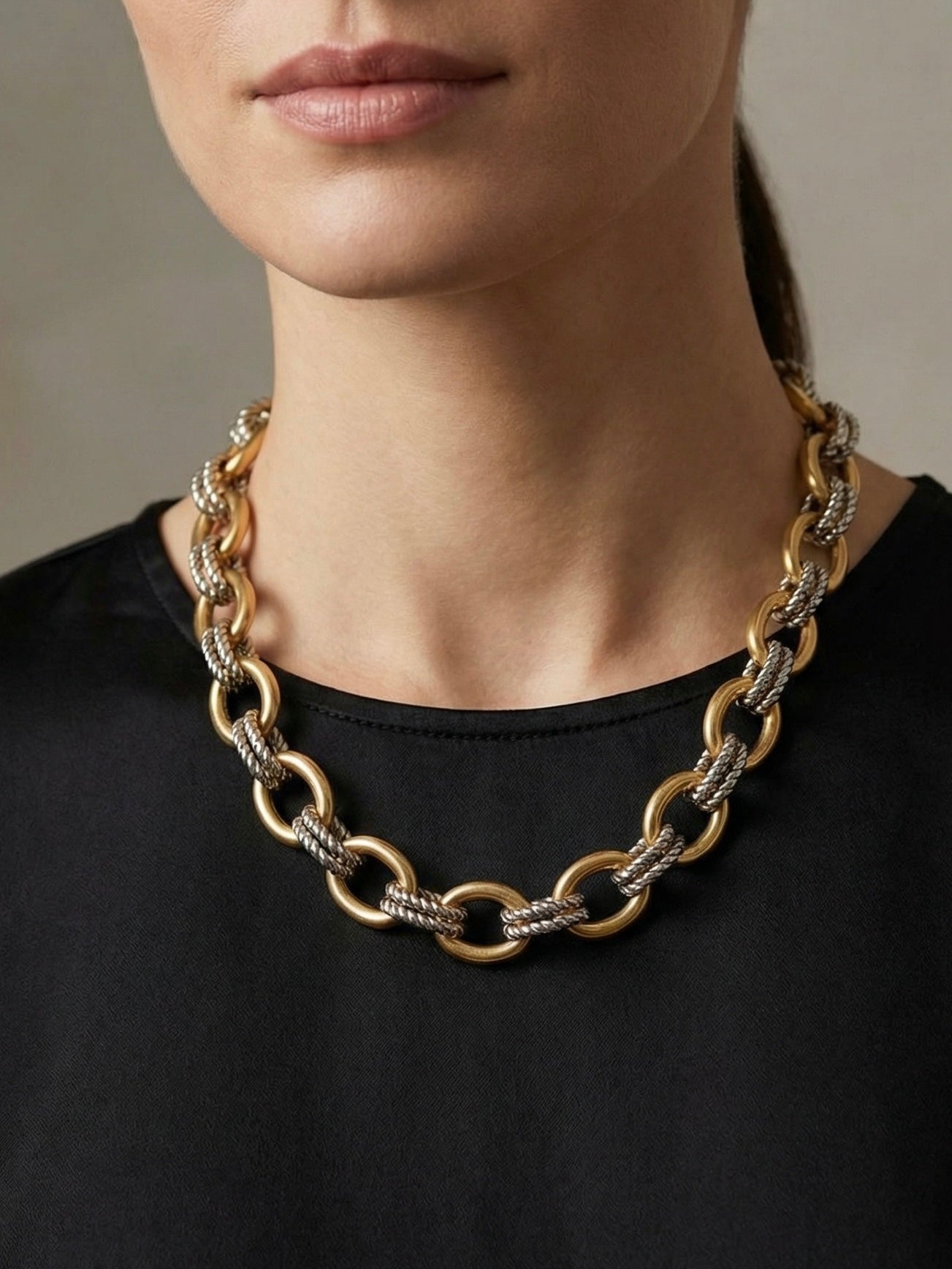 Collar Santessa Royale