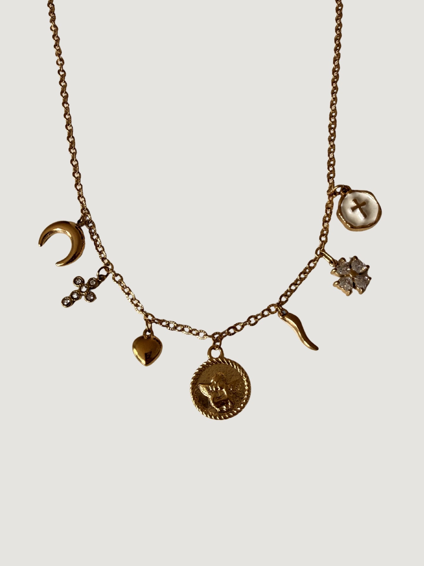 Collar Supersticiosa