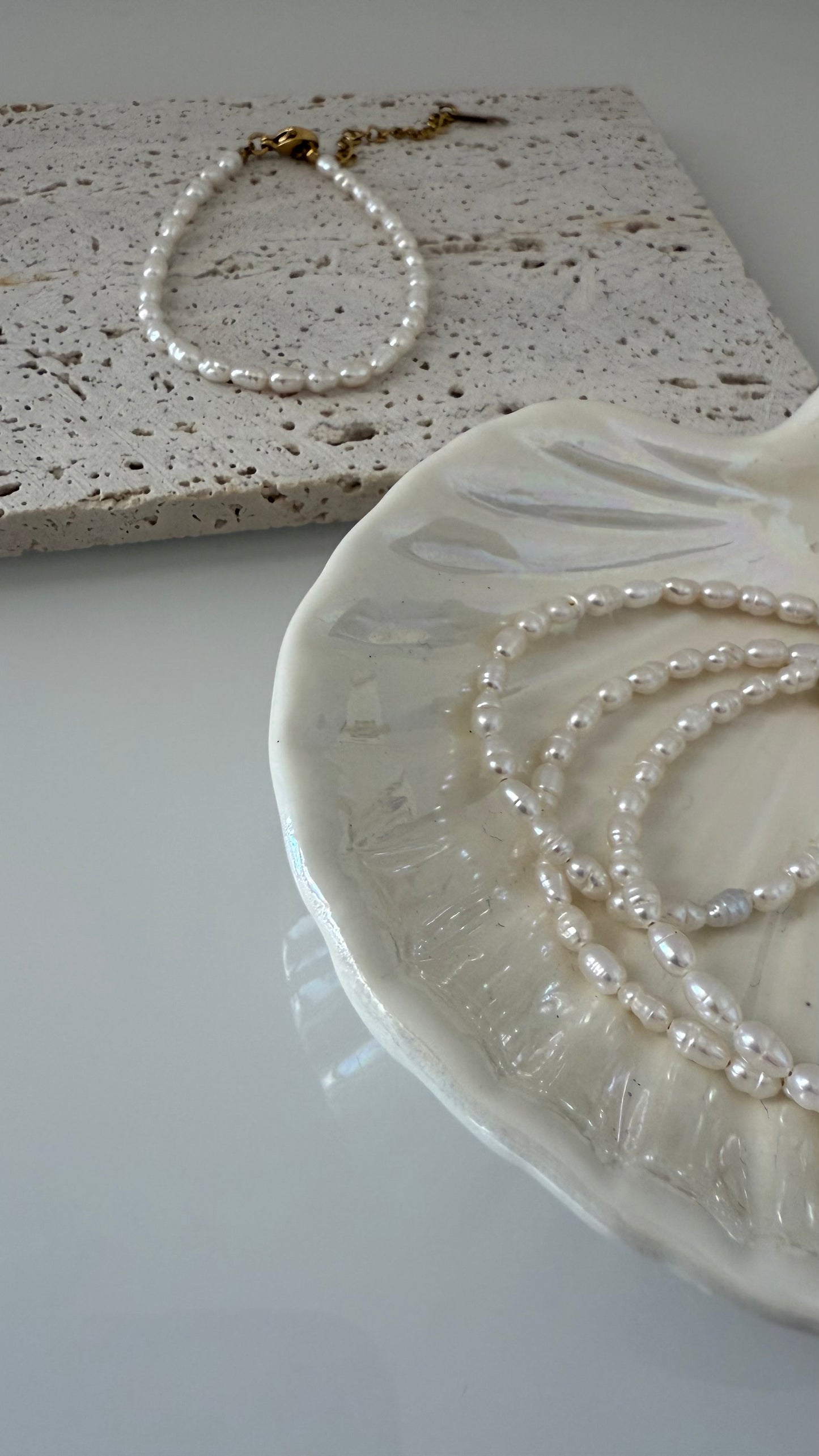 Pulsera de perlas naturales