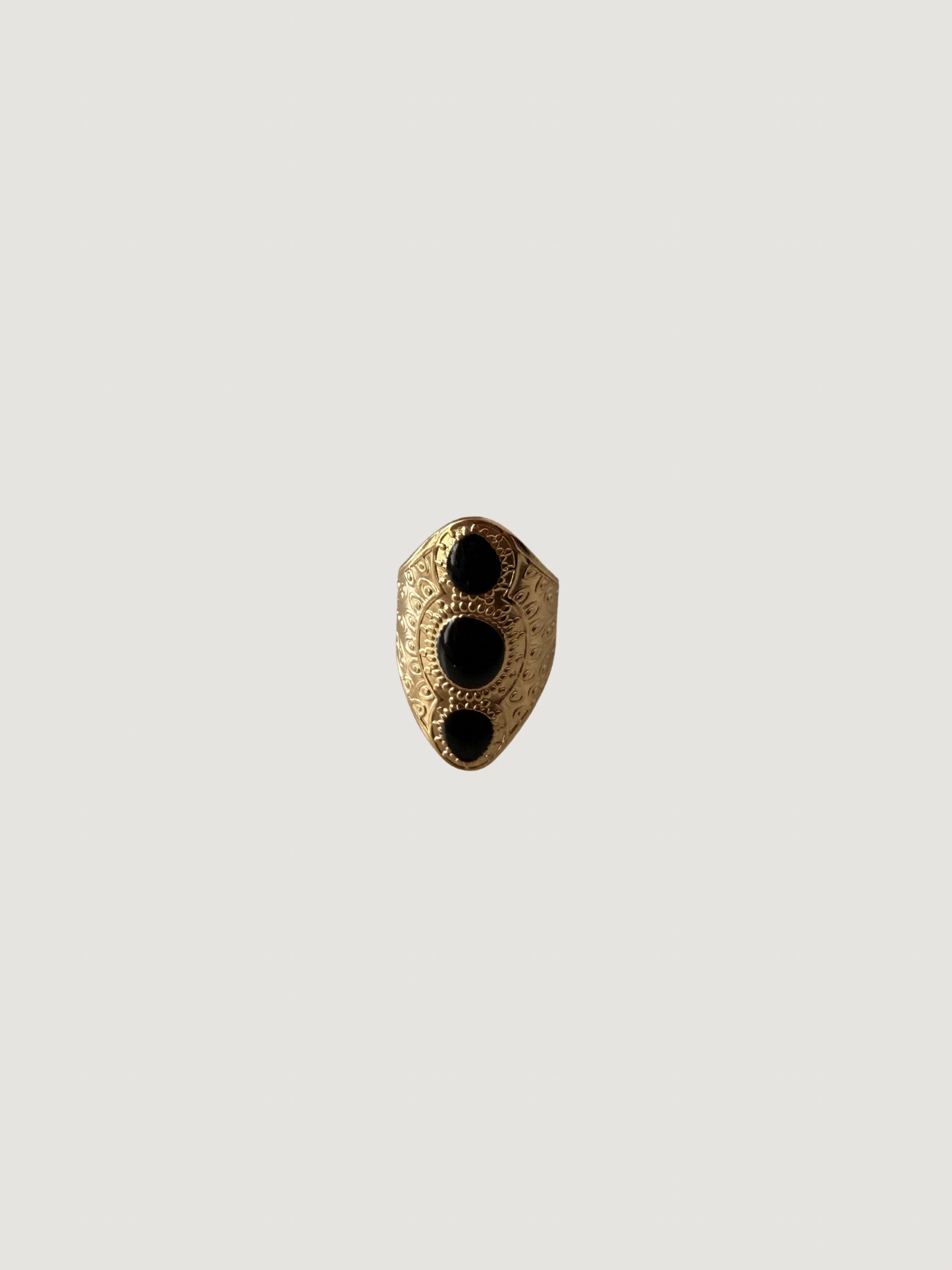 Anillo Nisha