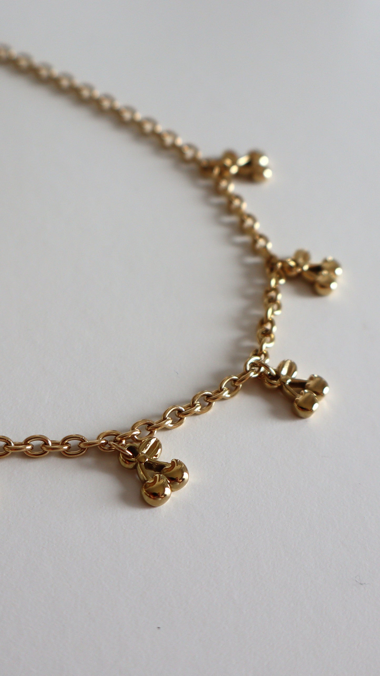 Collar Cherry Girl Dorado