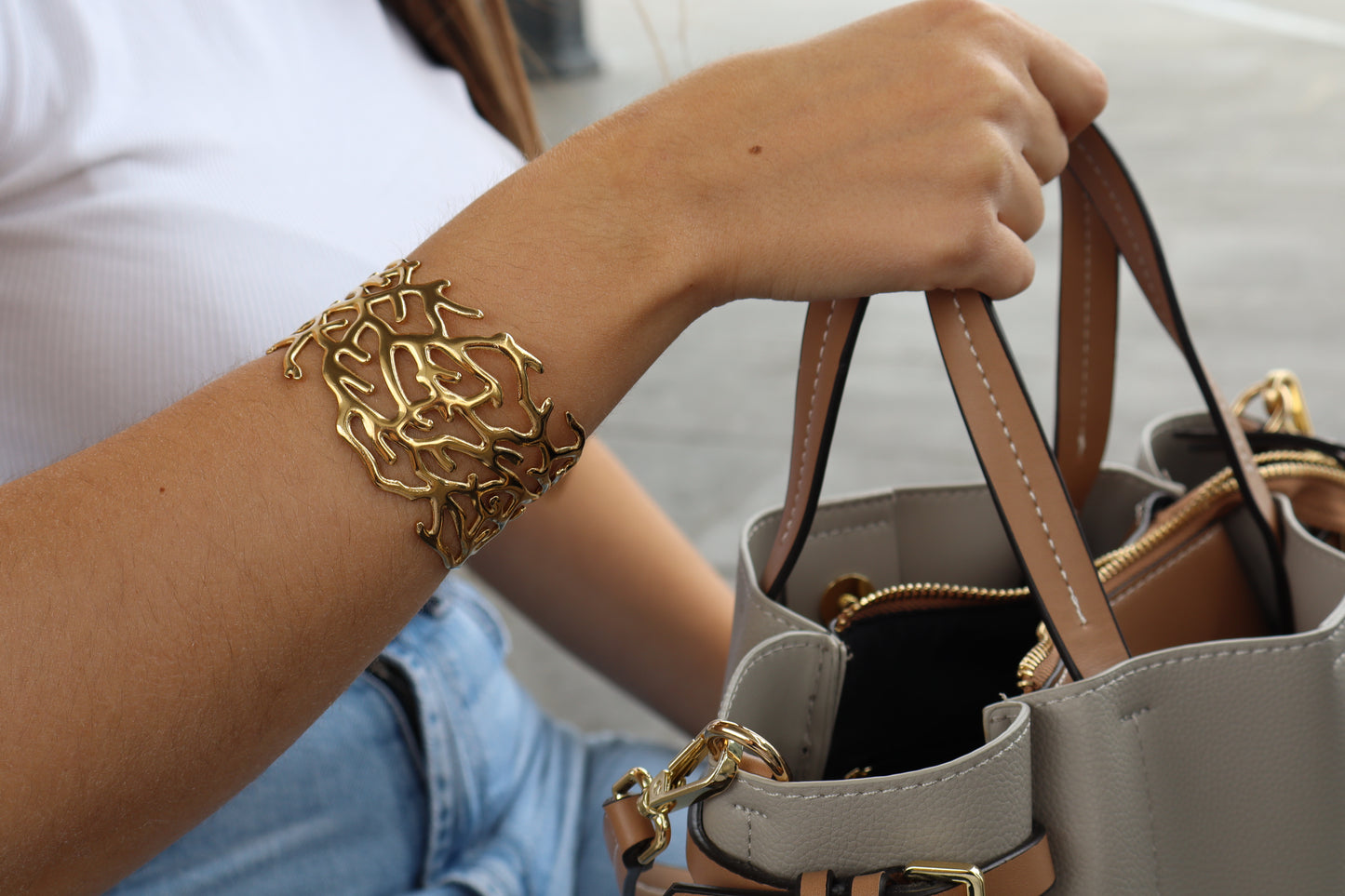 Brazalete Coral Dorado
