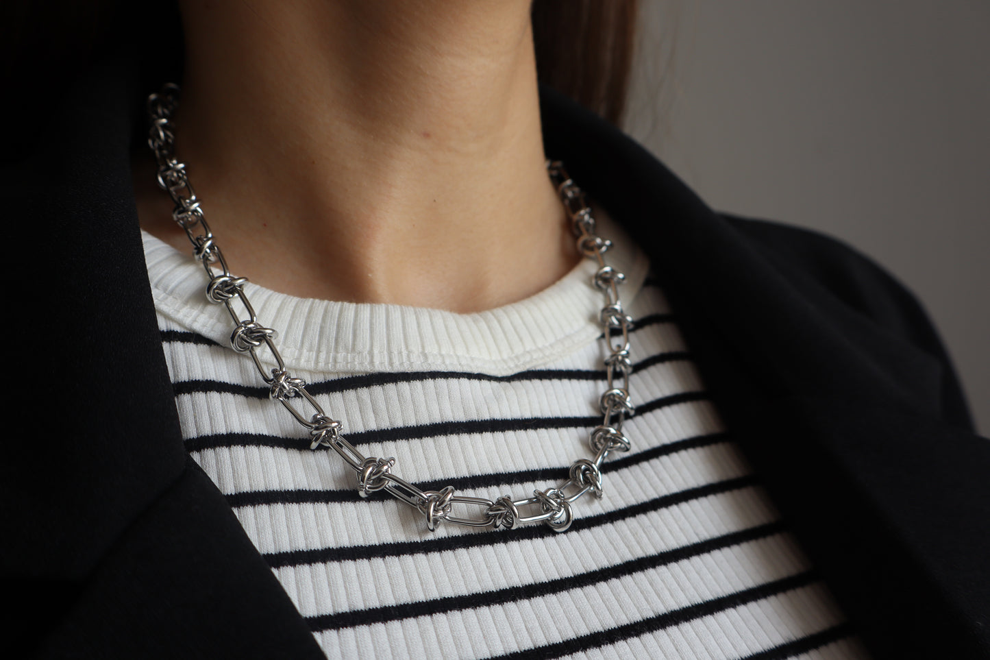 Collar Nudo Plateado