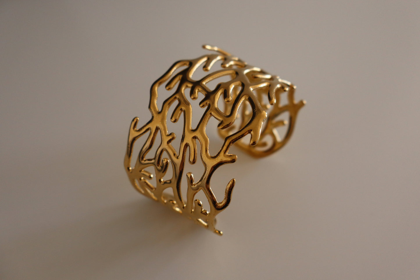 Brazalete Coral Dorado