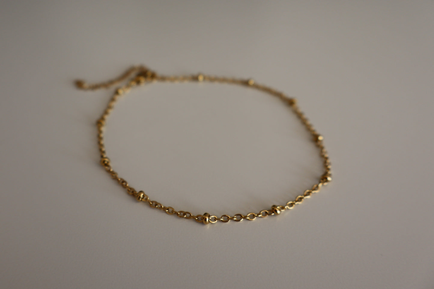 Tobillera Clásica en Dorado