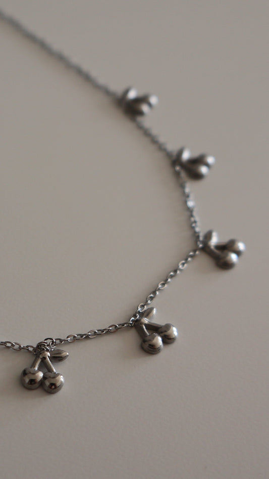 Collar Cherry Girl Plateado