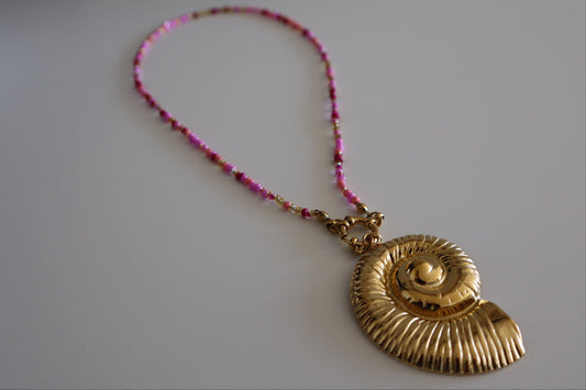 Big Sea Shell - Pink Beads